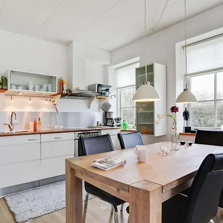 Hunter - 400m From The Sea By Interhome *